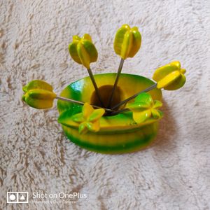 Star Fruit Shaped Mini Forks