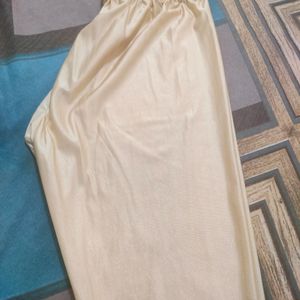 Price ⏬Cream color/light Golden Coloured Leggings