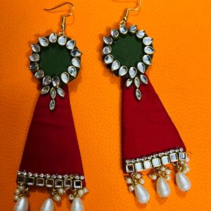 New Party Wear Earrings Colour Madhi & Red