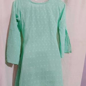 Green Kaftan Kurti With Cutting Sleeves