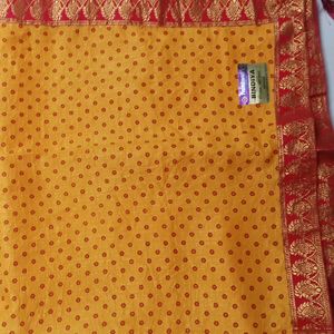 Fancy Chunari Print Saree With Blouse