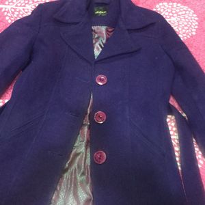 Women Wintercoat With Belt