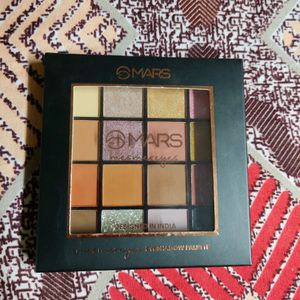 Mars Eyeshadow pallet 02