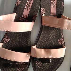 Zodiz Women Slippers Not Used