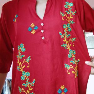 Collar Neck Red Khurti