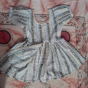 3 To 4 Years Girls Ghrara Set