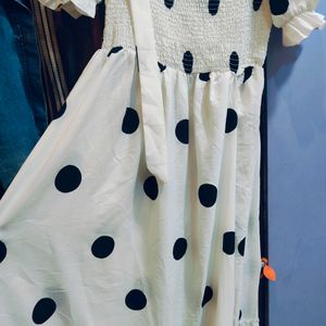 YPolka Dot Dress...Buy Fast Offer Is For Limited