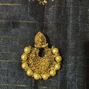 Antique Look Earring