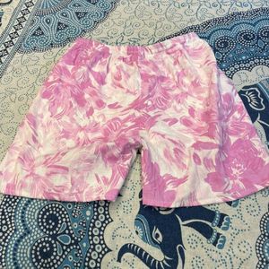 Beautiful Pink Floral Print Low Waist Shorts