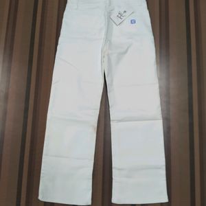 V-83 Size-32 Straight Women Denim Jeans