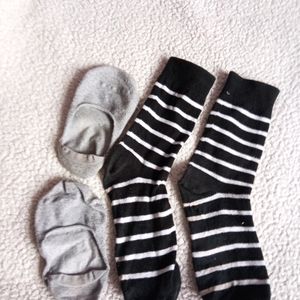 2 Socks