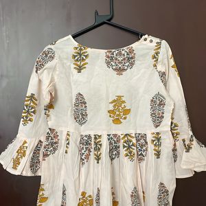 Trendy Top For Women