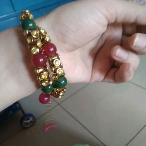 bracelet