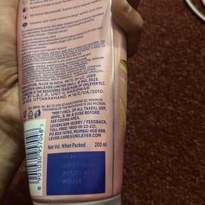 Vaseline Gluta-Hya Body Lotion