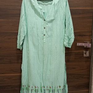 Pista Coloured Kurti