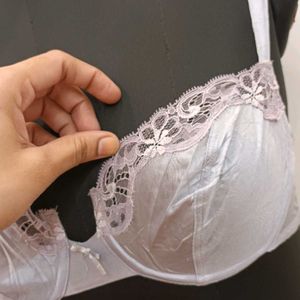 Branded Non Padded Bra 34B