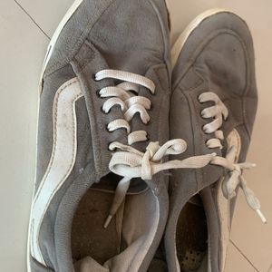 Donation Casual Shoes For Boys