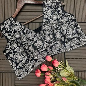 Beautiful Black & White Party Wear Saree