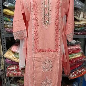 Pakistani Kurta Set