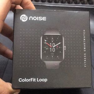 BRAND NEW NOISE COLORFIT LOOP SMARTWATCH