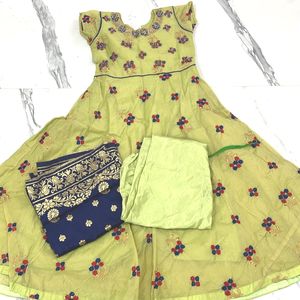 Green Colour Dress With Pathu Chunni