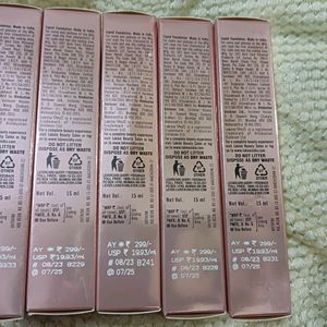 LAKME 9TO5 PRIMER+MATTE PERFECT COVER FOUNDATION