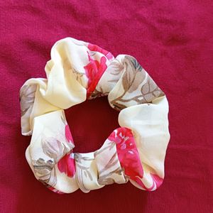 Set Of 5 Aesthetic Scrunchies