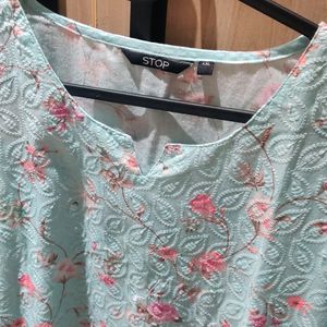 Light Green Floral Embroidered Top - Xxl