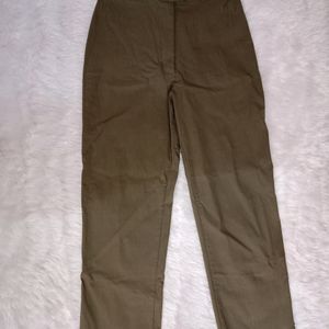 Olive Trouser