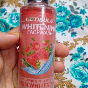 Facewash Of Strawberry Flavour