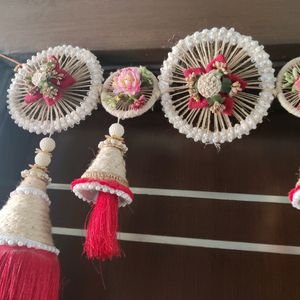 Bandanwar With Side Hangings