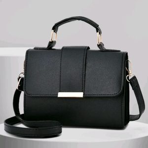 Max Black Sling Bag