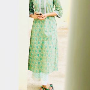 Gerua Women Kurta And Plazzo Set