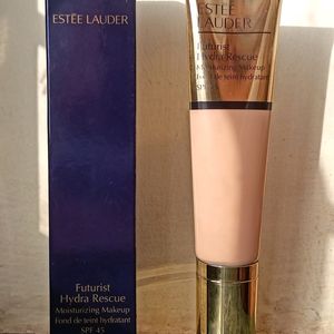 Estee Lauder Moisturizing Makeup SPF 45