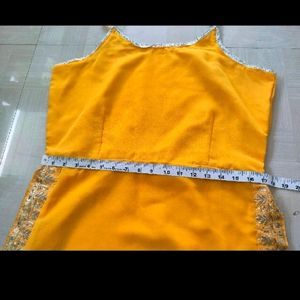 Vairal Kurta Set 💛