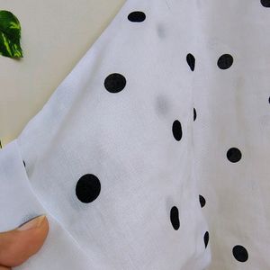 Cropped White Polka-Dotted Shirt