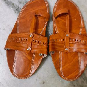 Kolhapuri Chappal