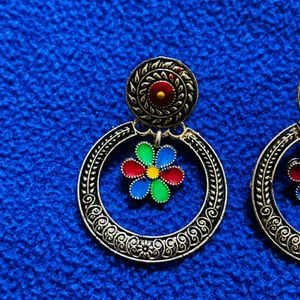 Multi Colour Antique Gold Earing