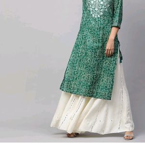 Women Embroiderd Straight Kurta (Green)