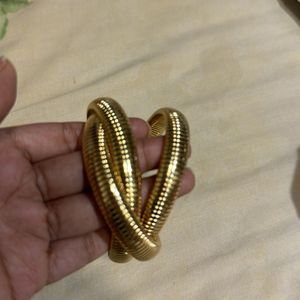 1 Barcelona Gold Bracelet