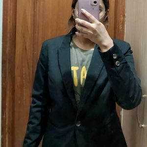 ❗️Price Drop❗️H&M Black Blazer