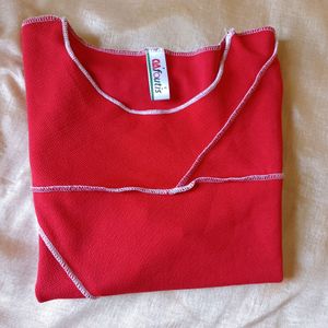 Clafoutis top-sttiching curved hem crop top