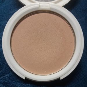 Myglamm Compact