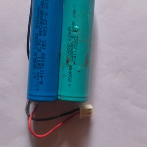 3.7V li-ion Battery 🔋(2Q)