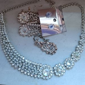 Artificial Jewellery Set