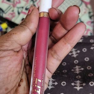 My Glamm Shade VM 08 Fake ID