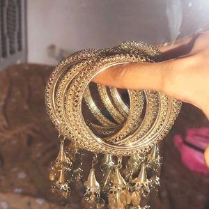 Latkan Bangles