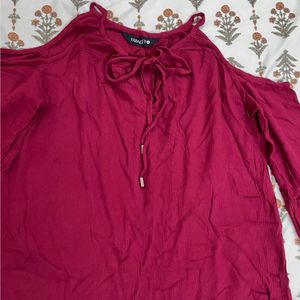 Cold Shoulder Maroon Top-FABALLEY