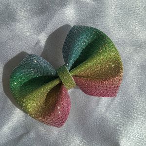 Hair pins clips bow style multi colour pack Of 1