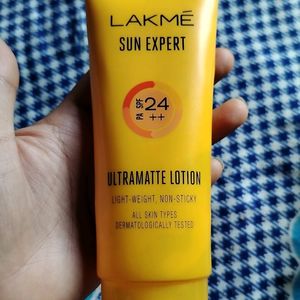 Lakme Sun Expert